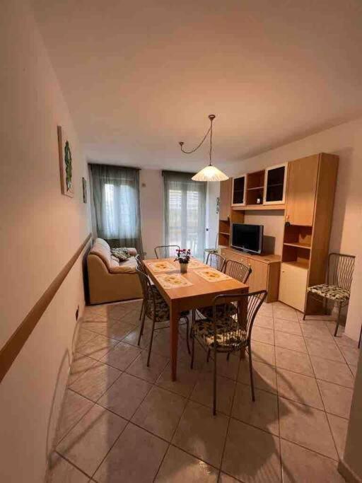 Appartamento Tranquillo Con Patio E Piscina La Caduta ภายนอก รูปภาพ