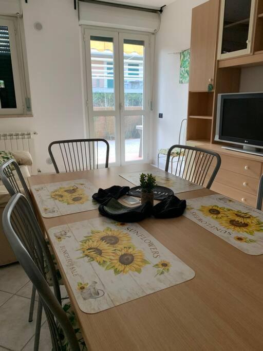 Appartamento Tranquillo Con Patio E Piscina La Caduta ภายนอก รูปภาพ