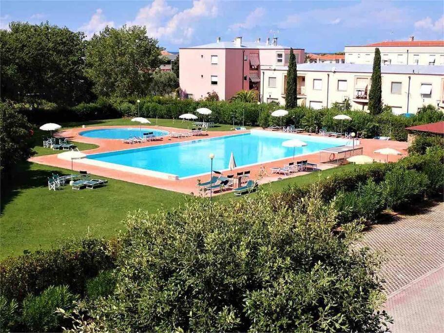 Appartamento Tranquillo Con Patio E Piscina La Caduta ภายนอก รูปภาพ